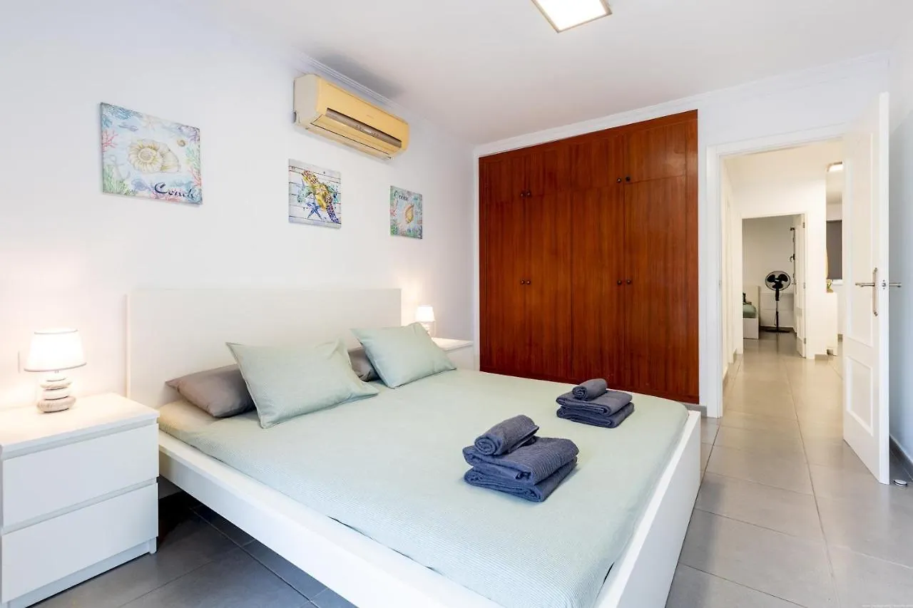 Apartment Los Cristianos Center VI 0*, Los Cristianos (Tenerife) Hiszpania